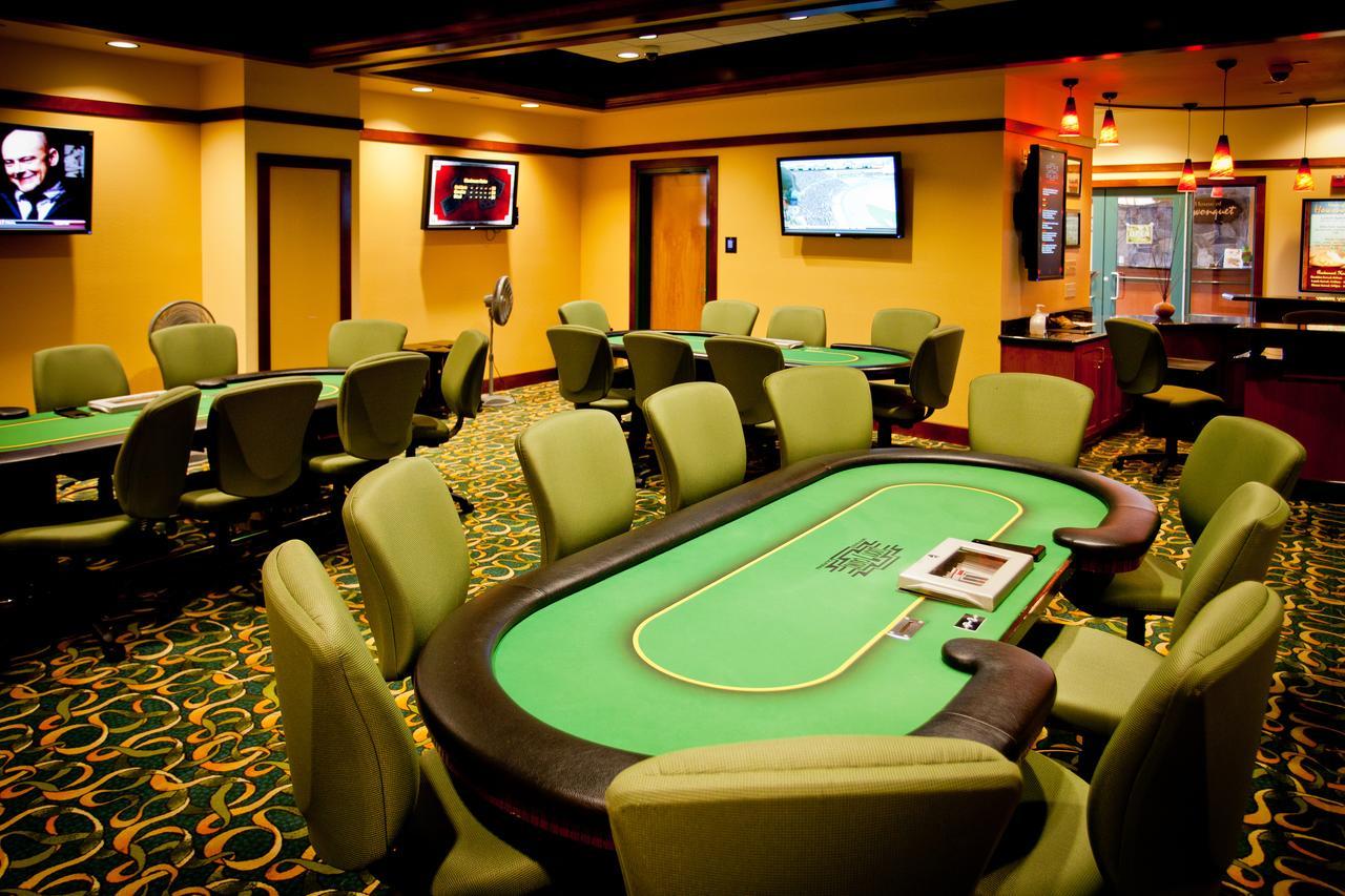 Lucky 7 Casino & Hotel Smith River エクステリア 写真